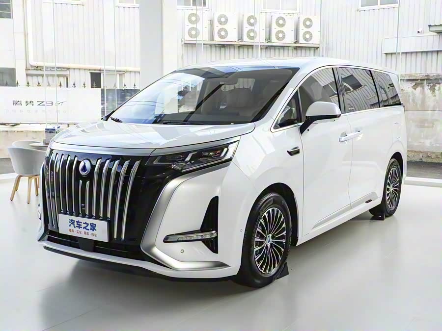 Denza D9 2025 2025款 EV 智驾版 620 豪华型