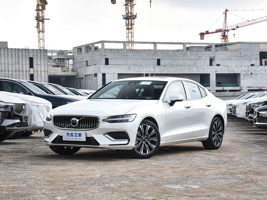 Volvo S60 2026 2026款 B4 智远豪华版