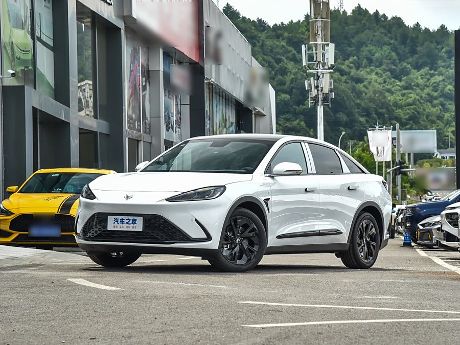 BAIC Arcfox Alpha S 2023 2023款 525 森林版 175kW
