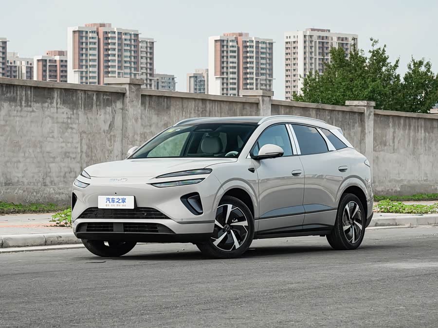 2025 BYD Sea Lion 06 Hybrid/EV