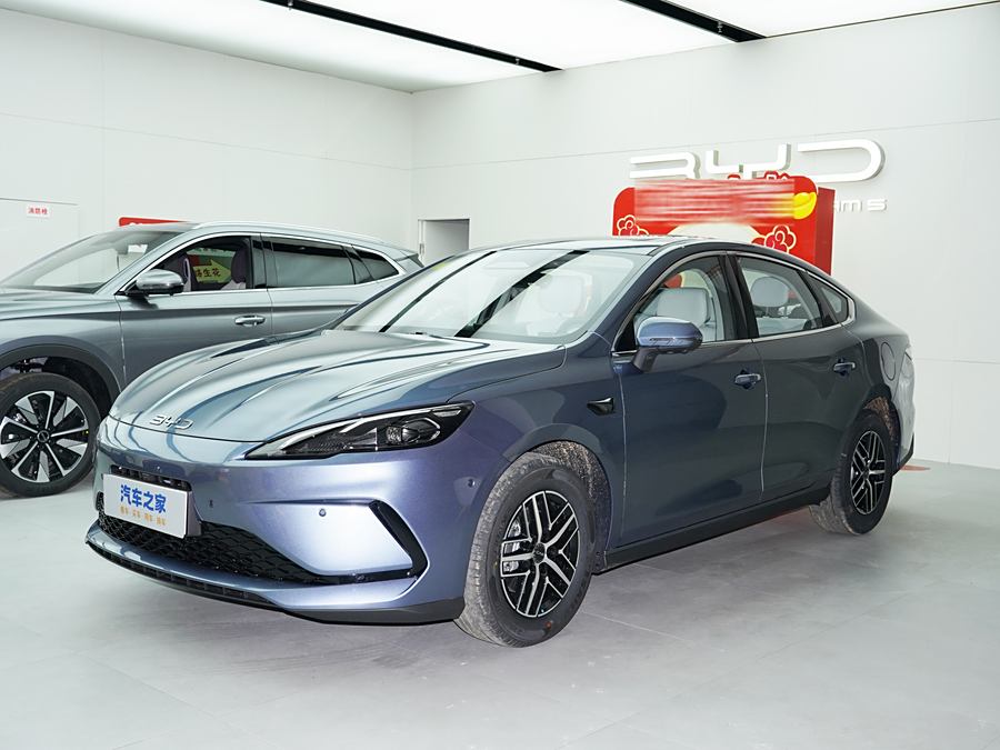 BYD Seal 05 DM-i Hybrid 2025 2025款 DM-i 智驾版 55KM尊贵型