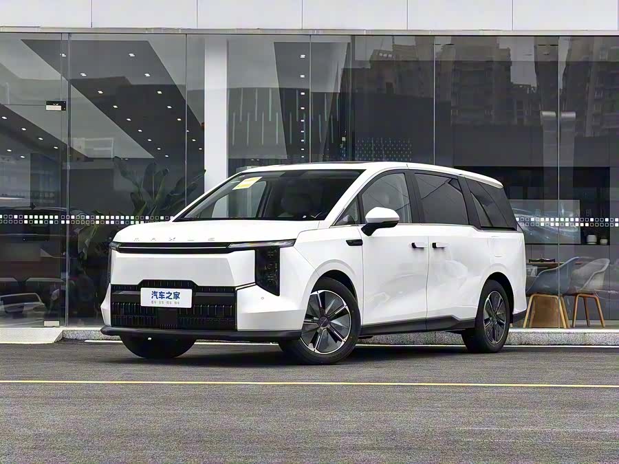 Maxus Mifa 7 2025 2025款 超混 超长续航版 畅享版