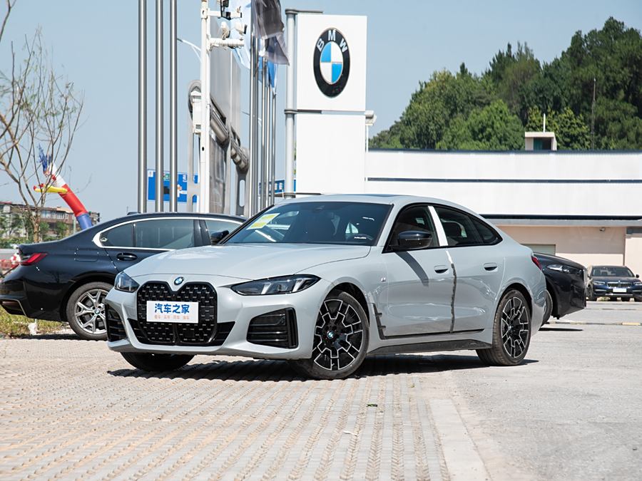 BMW 4 Series 2024 2024款 430i Gran Coupe M运动曜夜套装