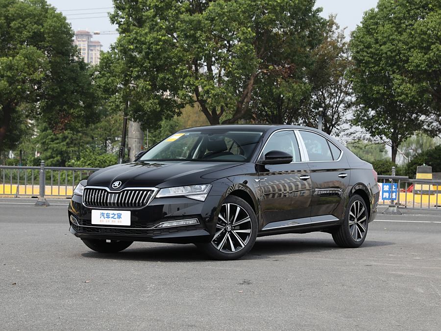 2025 Skoda Superb