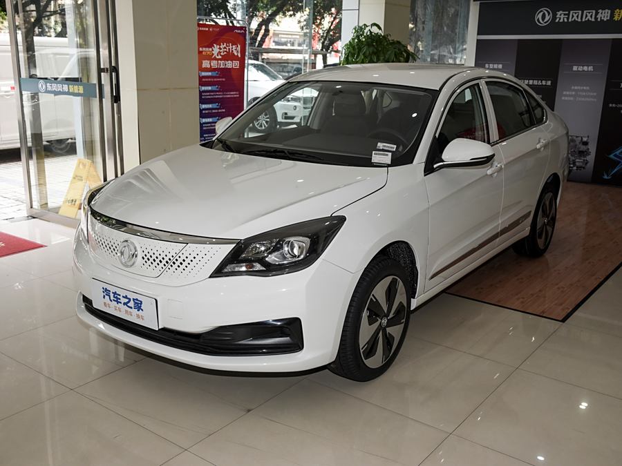 Dongfeng Aeolus E70 2023 2023款 500 智行版 磷酸铁锂 48.6kWh 110kW