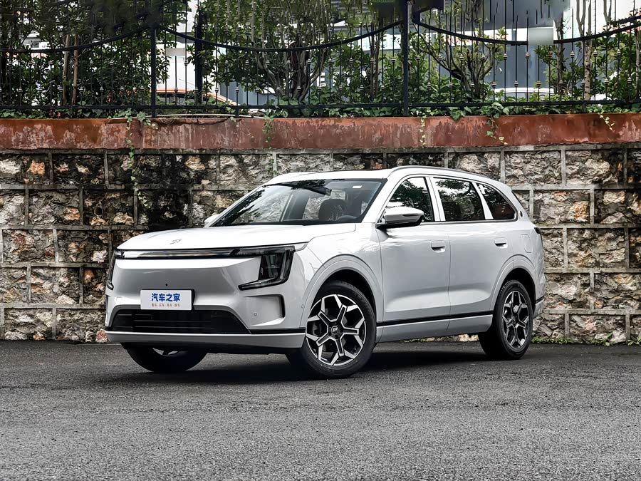 Jetour Shanhai L7 Plus 2026 2026款 121km 标准版 5座