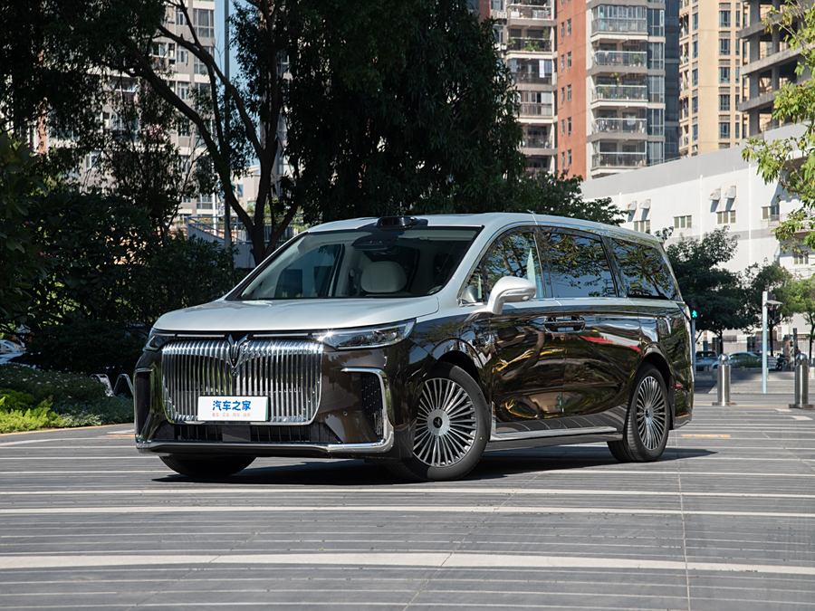 Voyah Dream 2025 2025款 PHEV 四驱旗舰乾崑版