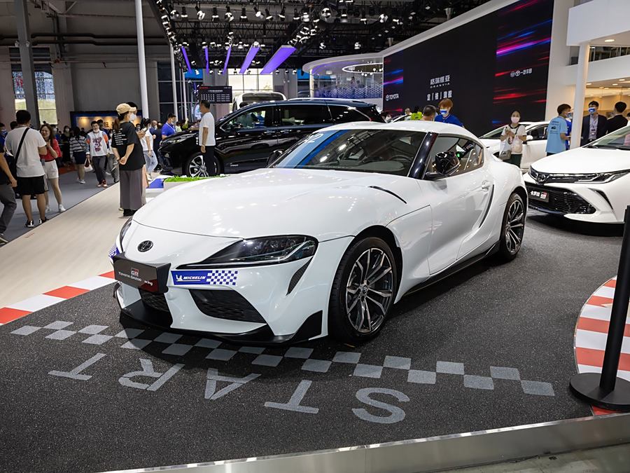 Toyota Supra 2022 2022款 改款 GR SUPRA 2.0T 标准型