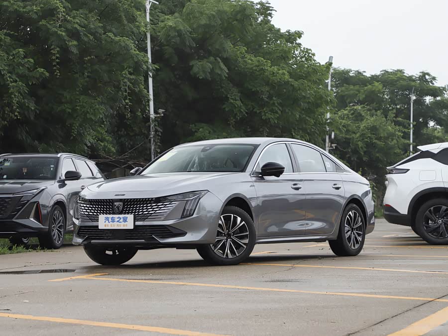 Peugeot 508 2025 2025款 508L 400THP 驭控旗舰版