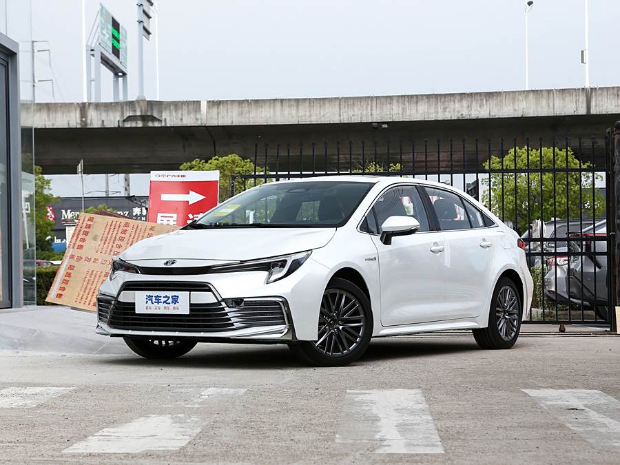 Toyota Levin GT 2024 2024款 智能电混双擎 2.0L 尊贵版