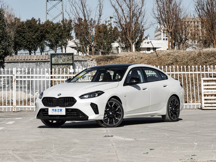 BMW 2 Series 2025 2025款 225L M运动曜夜套装