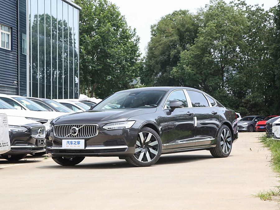 Volvo S90 Hybrid 2025 2025款 插电式混动 四驱长续航智雅豪华版