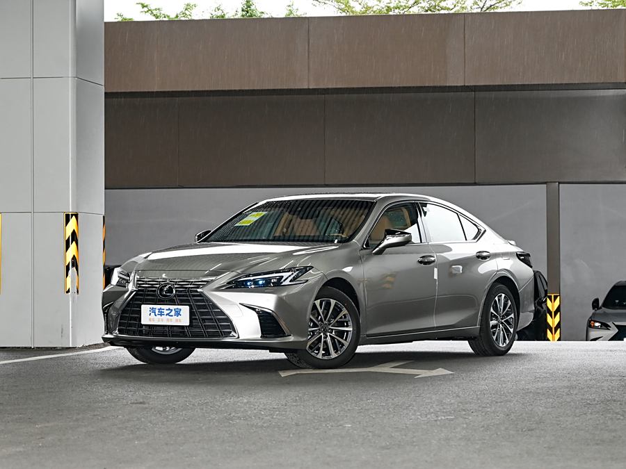 Lexus ES 2025 2025款 300h 臻享版