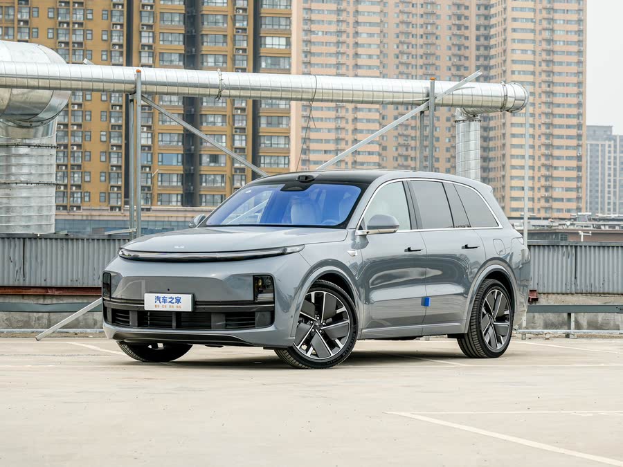 LiXiang L8 2025 2025款 Ultra 智能焕新版