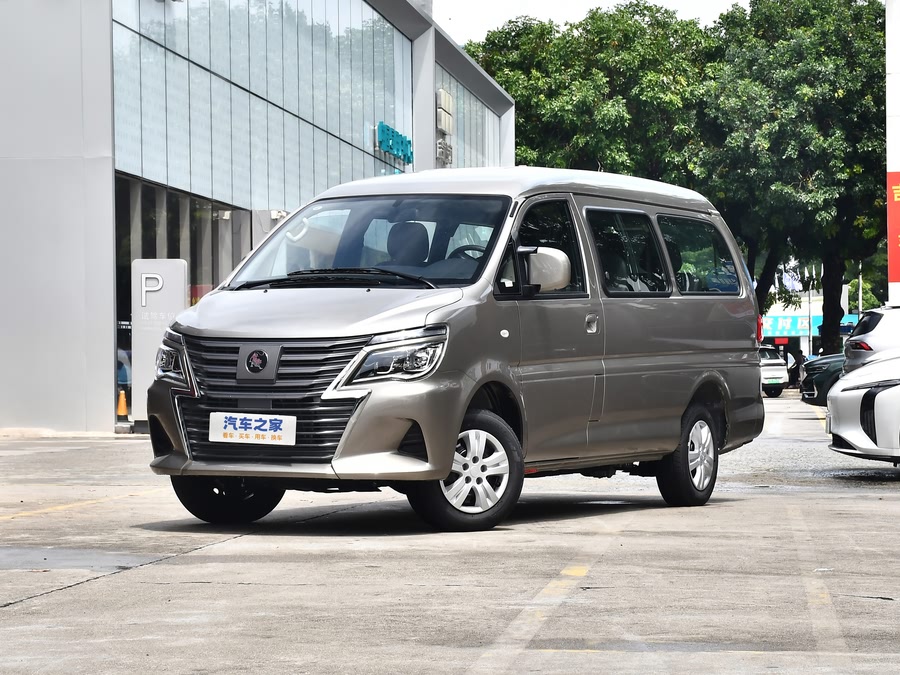 Dongfeng Forthing Lingzhi M5 EV 2025 2025款 110km增程 基本型7座