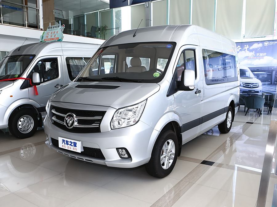Foton Tuyano 2024 2024款 小客豪华版 康明斯2.8T手动 长轴中顶 后单胎9座