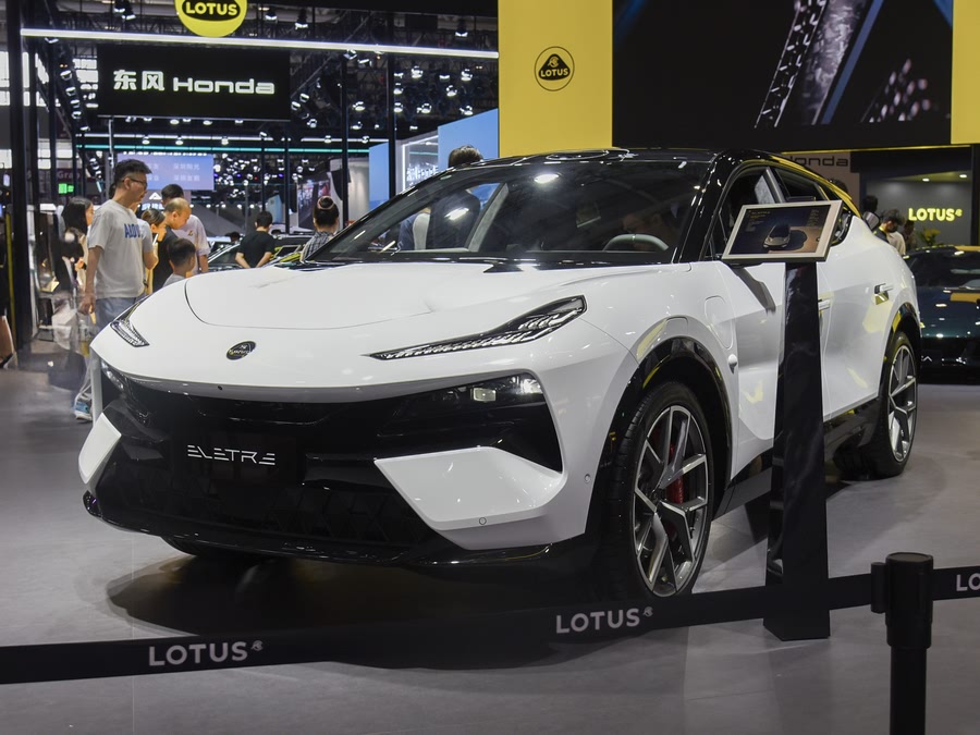 2025 Lotus Eletre
