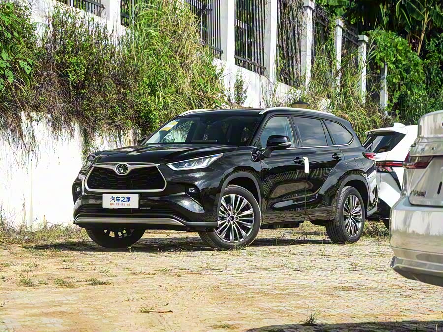 Toyota Highlander 2026 2026款 2.5L智能电混双擎两驱豪华版 7座