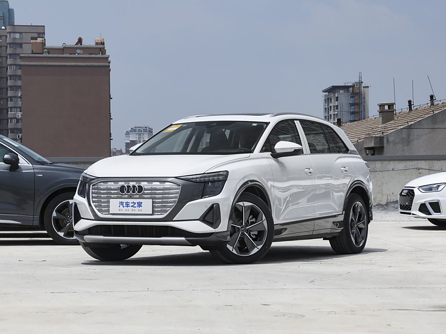 Audi Q5 e-tron 2023 2023款 40 e-tron 星耀型 锦衣套装