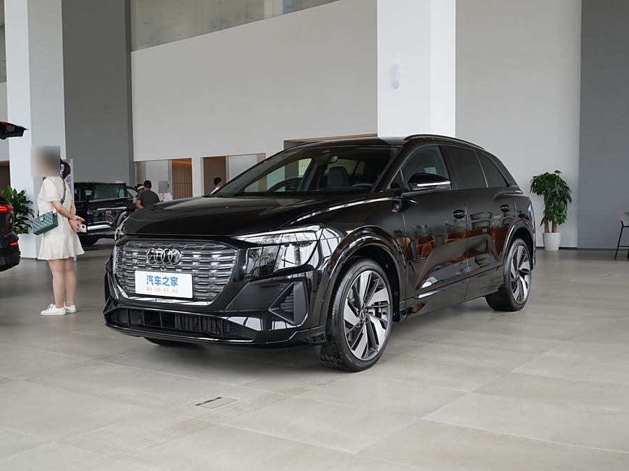 Audi Q5 e-tron 2024 2024款 50 e-tron quattro 光耀型 机甲套装