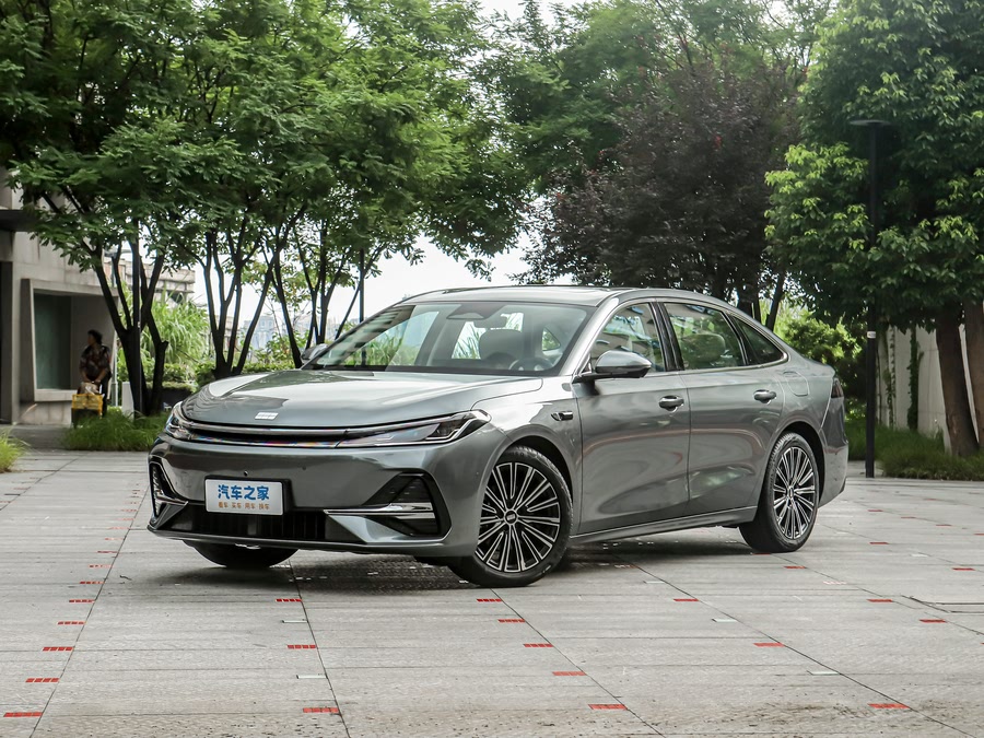 Geely Galaxy A7 2025 2025款 EM-i 150km 星舰版