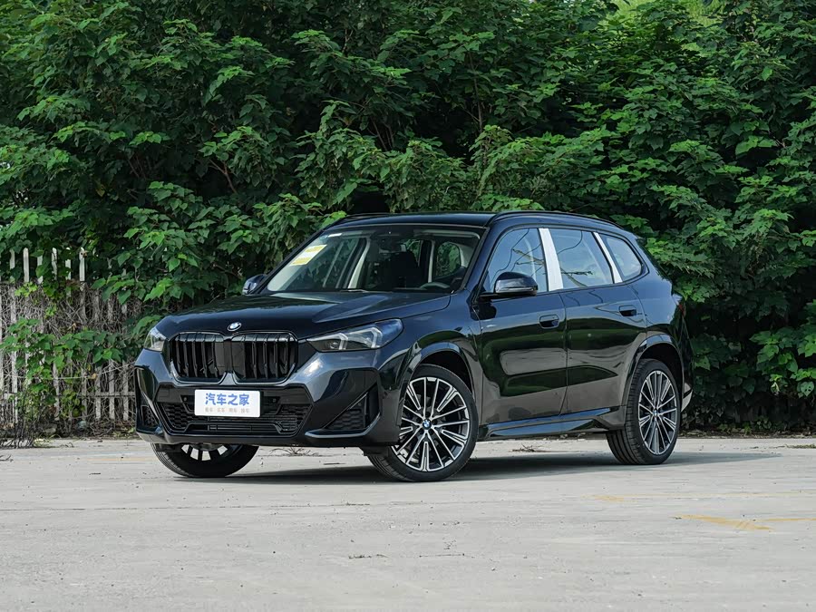 BMW X1 2025 2025款 xDrive25Li M运动曜夜套装