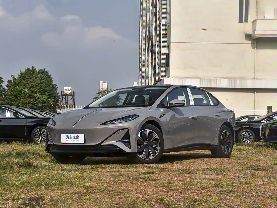 2025 Hongqi EH5 (Tiangong 05)