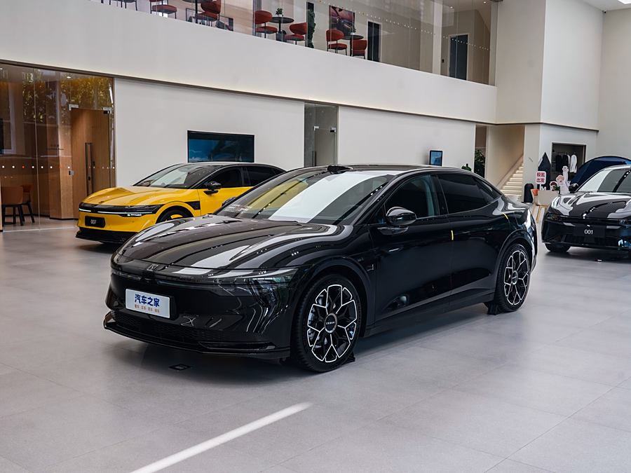 Zeekr 007 2025 2025款 后驱智驾版 75kWh