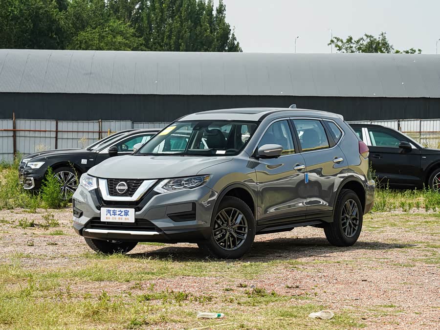 Nissan X-Trail 2025 2025款 荣誉 2.0L 两驱领先版