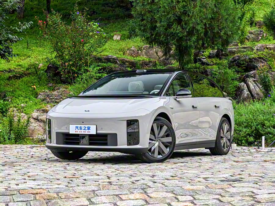 LiXiang i6 2025 2025款 四驱标准版