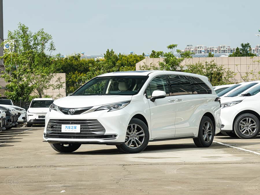 Toyota Sienna 2026 2026款 2.5L 双擎四驱尊贵版