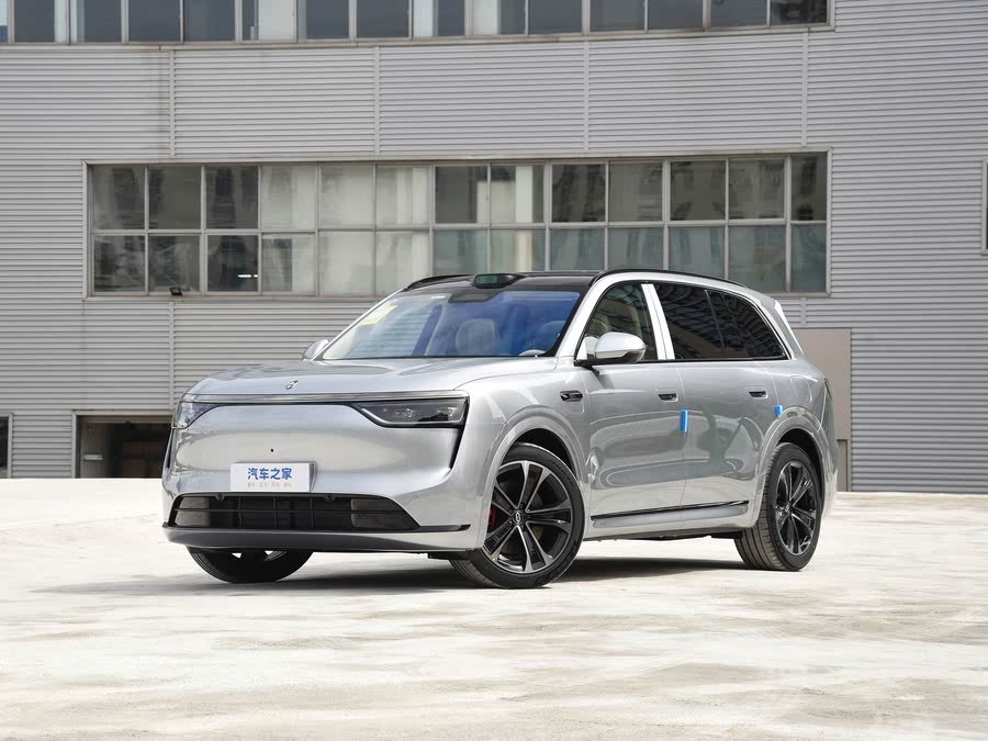 Aito M8 2025 2025款 增程 Max版 37kWh 6座版