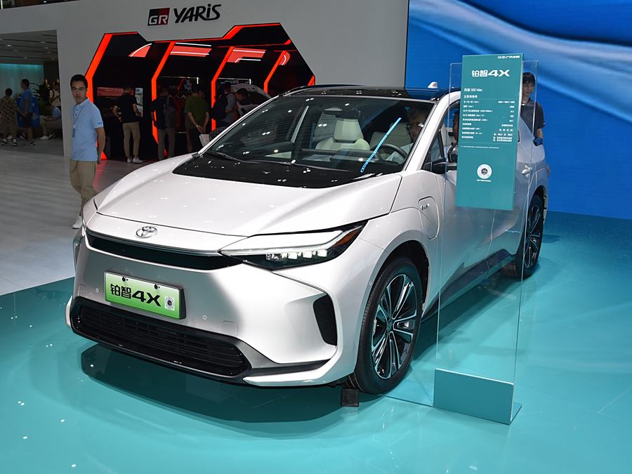 Toyota bZ4X Platinum 2025 2025款 560 四驱Max版