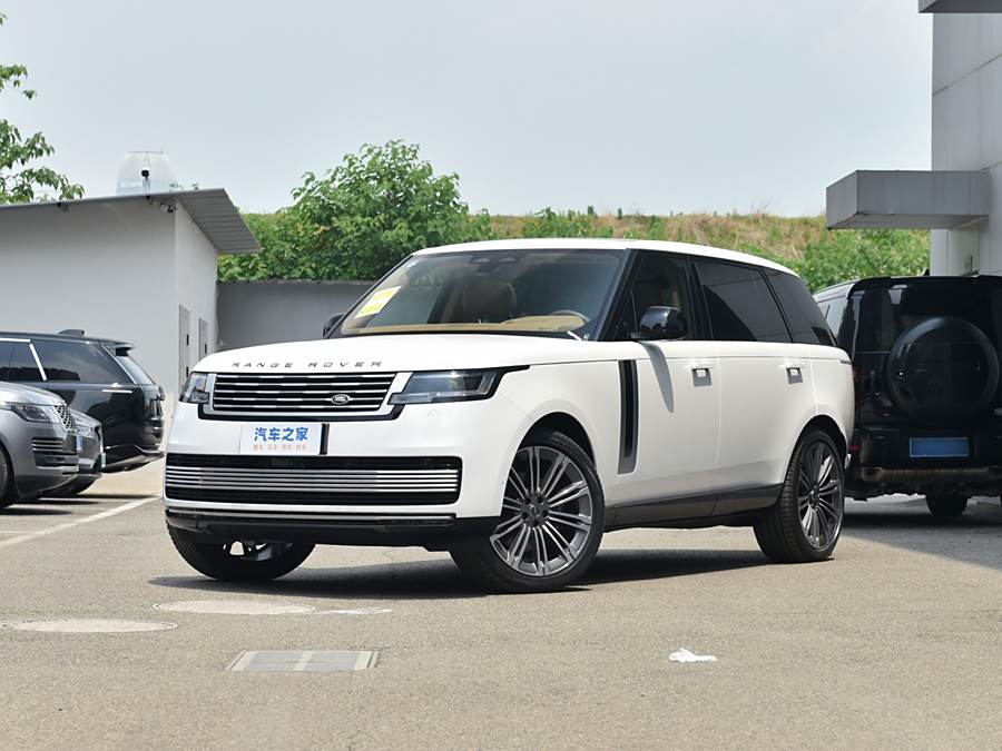 Land Rover Range Rover 2025 2025款 3.0 L6 400PS SV尊荣创世加长版