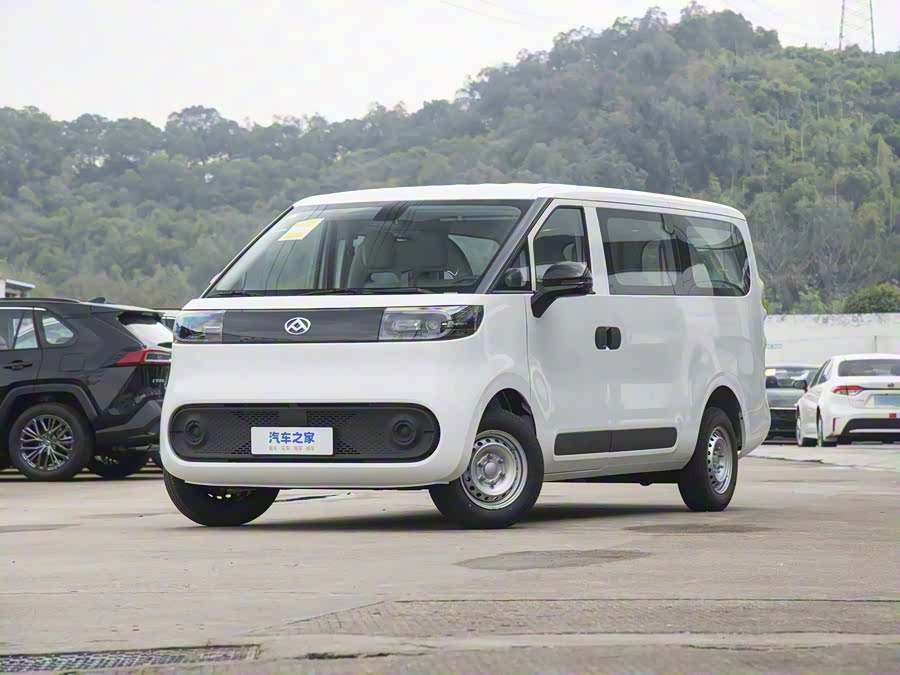 Maxus Dana V1 2025 2025款 V1 长轴高顶 货运版（51kWh）