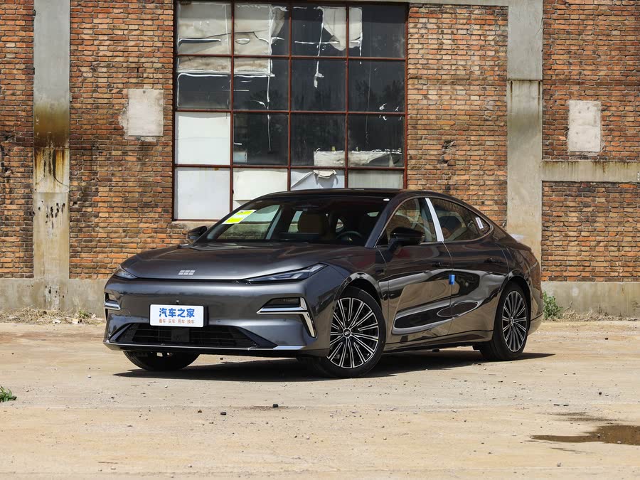 Geely Galaxy Starshine 8 EM-i 2025 2025款 130km EM-P 探索版