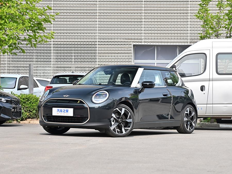 Mini Cooper 2024 2024款 452km COOPER SE 艺术家