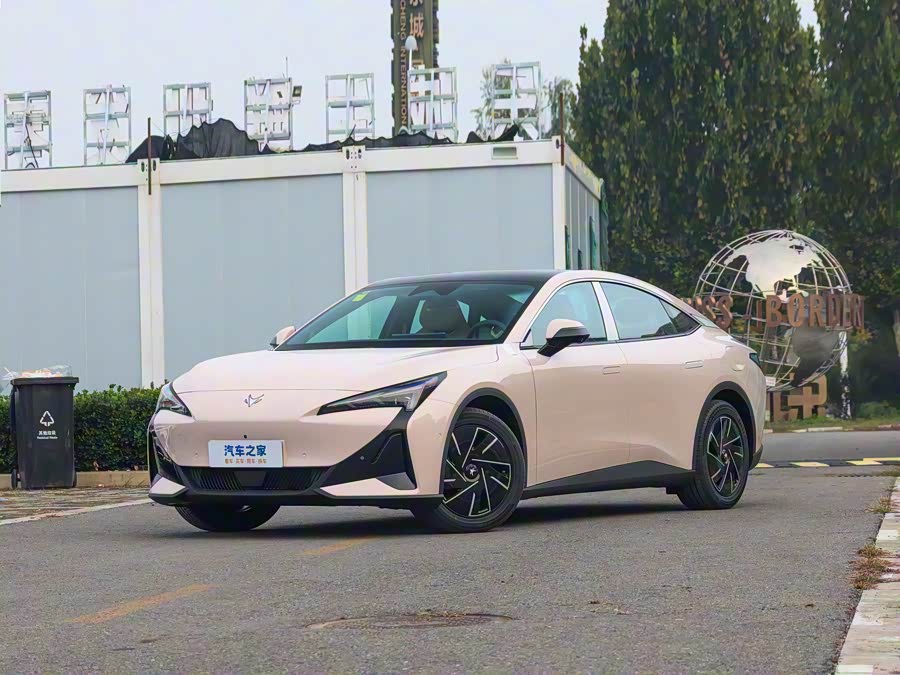 BAIC Arcfox Alpha S5 2025 2025款 改款 560PRO 185kW