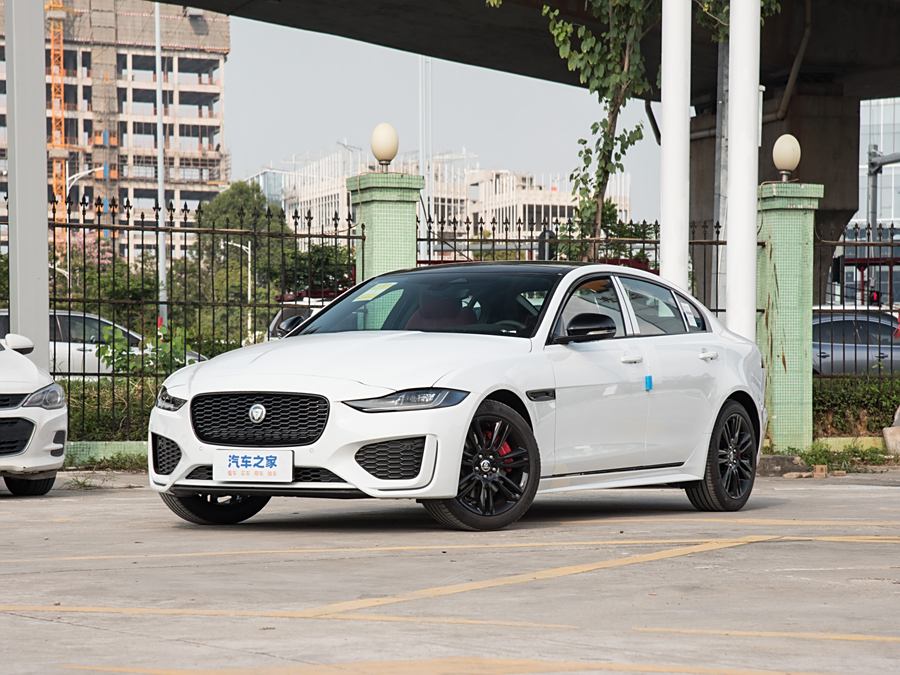 Jaguar XE L 2024 2024款 2.0T 250PS R-DYNAMIC S耀黑运动版