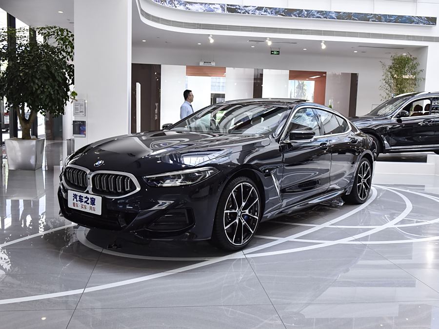 BMW 8 Series 2022 2022款 840i xDrive 四门轿跑车 M运动套装