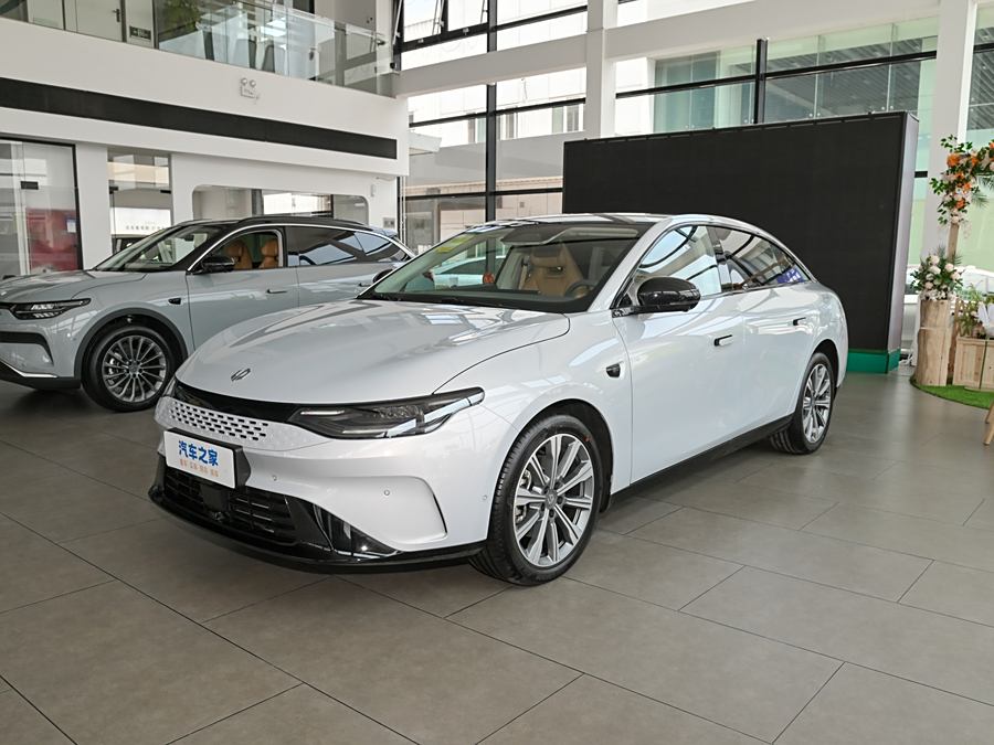 Leapmotor C01 2024 2024款 增程 216尊享版