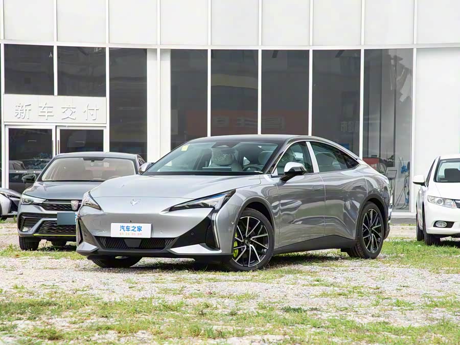 BAIC Arcfox Alpha S5 2025 2025款 改款 708MAX 200kW