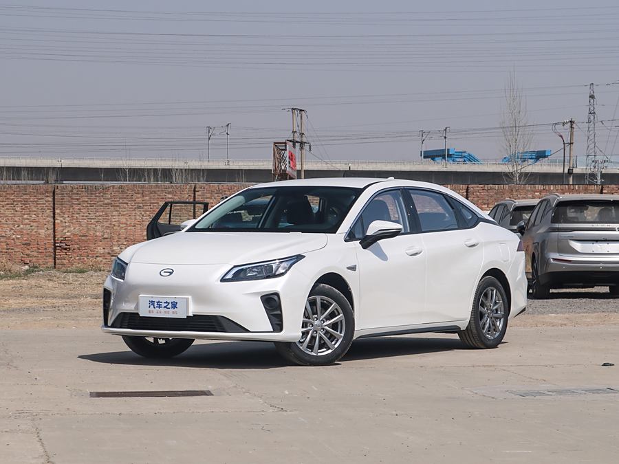 GAC Aion S 2023 2023款 炫 580 55.2kWh 磷酸铁锂