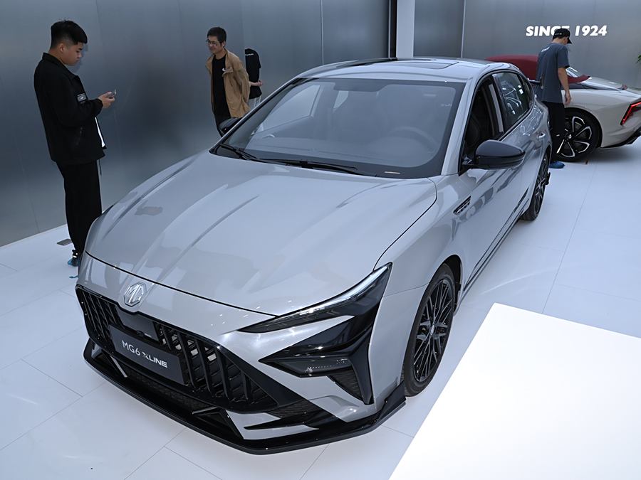 MG Motor 6 2023 2023款 1.5T XLINE 猎鲨版