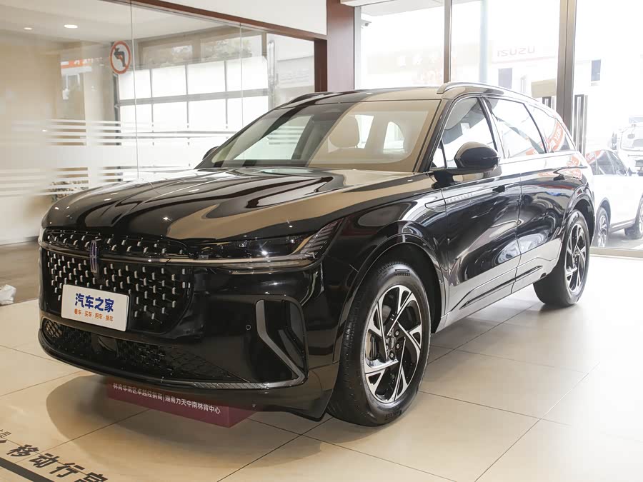 Lincoln Nautilus 2025 2025款 改款 2.0T 四驱尊逸混动版