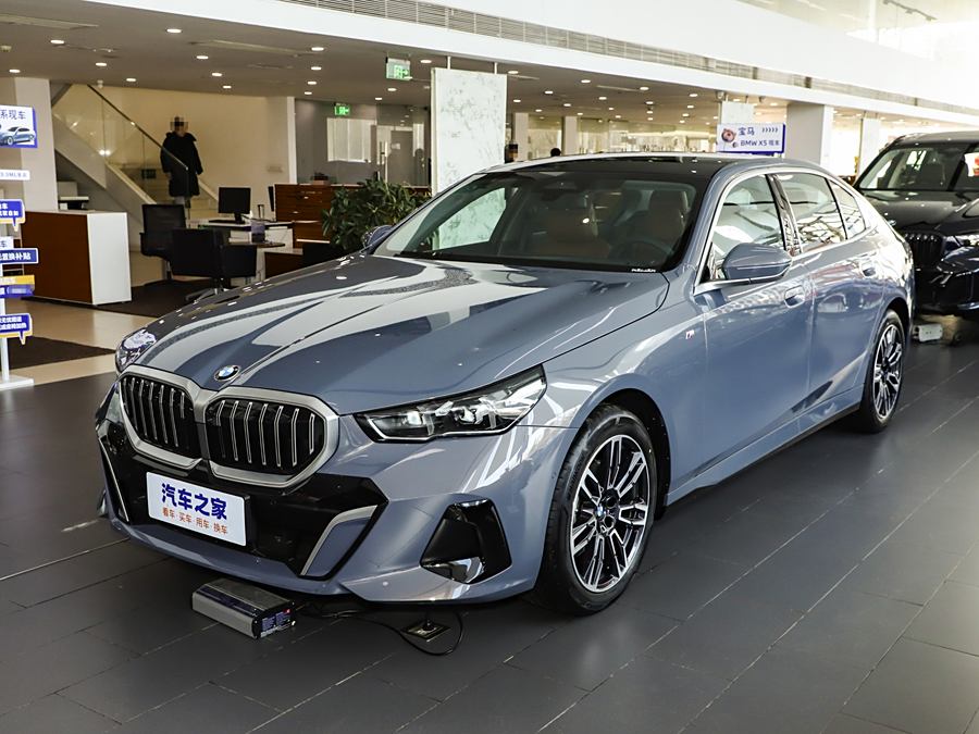 BMW 5 Series 2025 2025款 530Li xDrive M运动套装