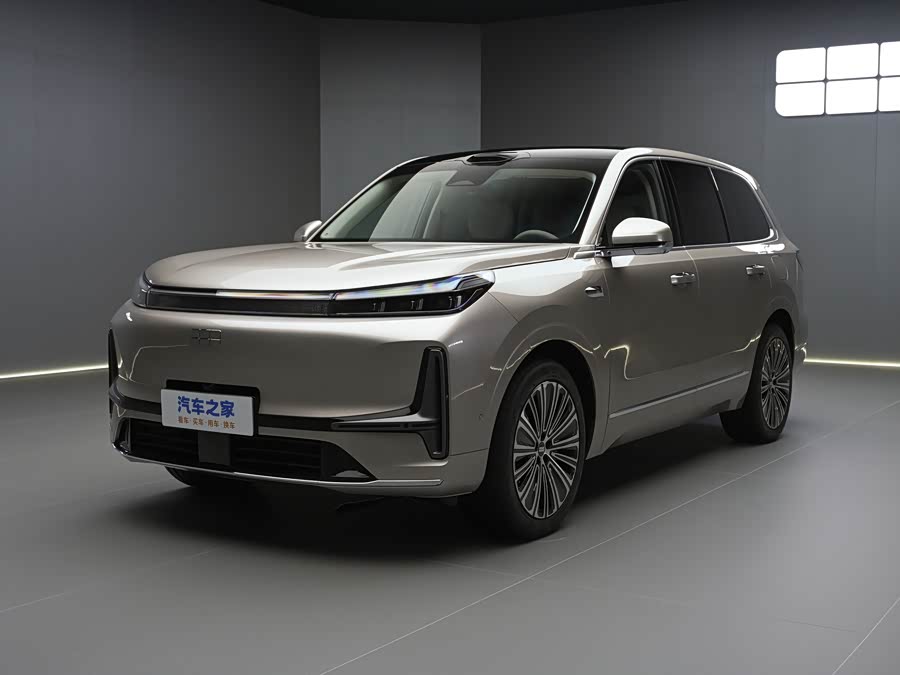 Geely Galaxy M9 2025 2025款 210km 四驱领航版