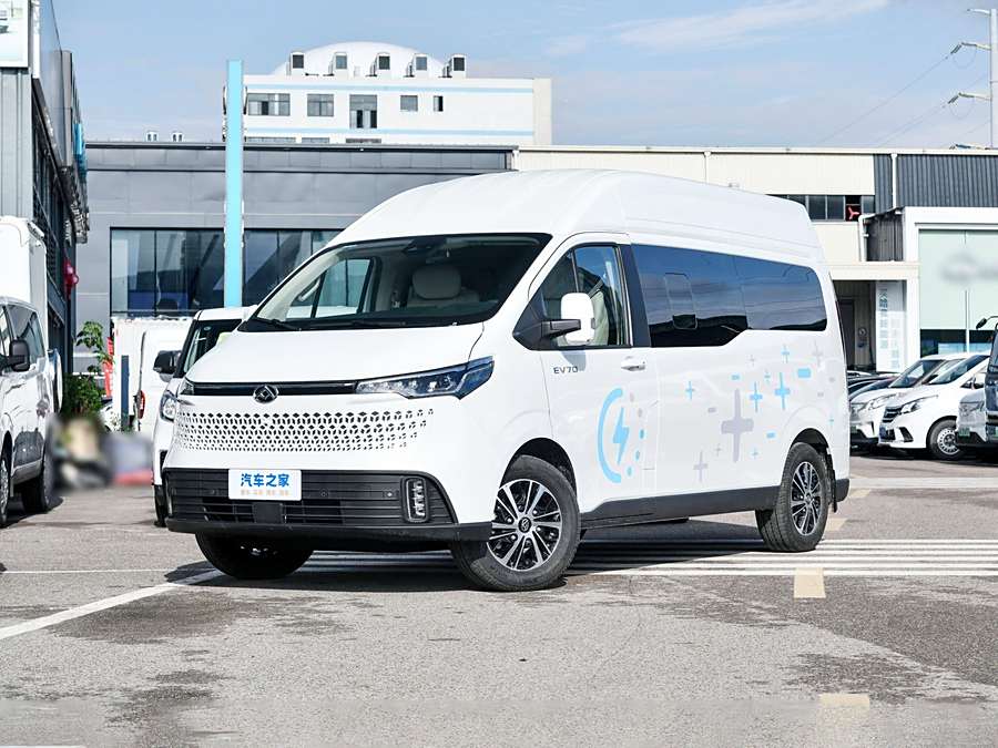 2025 Maxus EV70