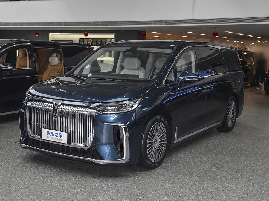 Voyah Dream 2025 2025款 PHEV 四驱卓越鲲鹏版