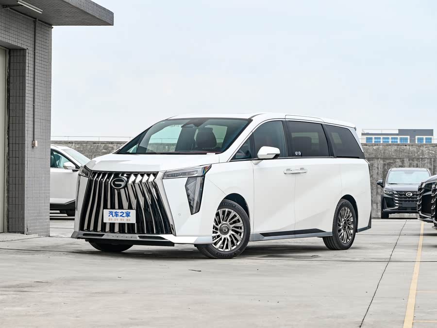 GAC Trumpchi M8 2024 2024款 宗师系列 400T 科技关爱版